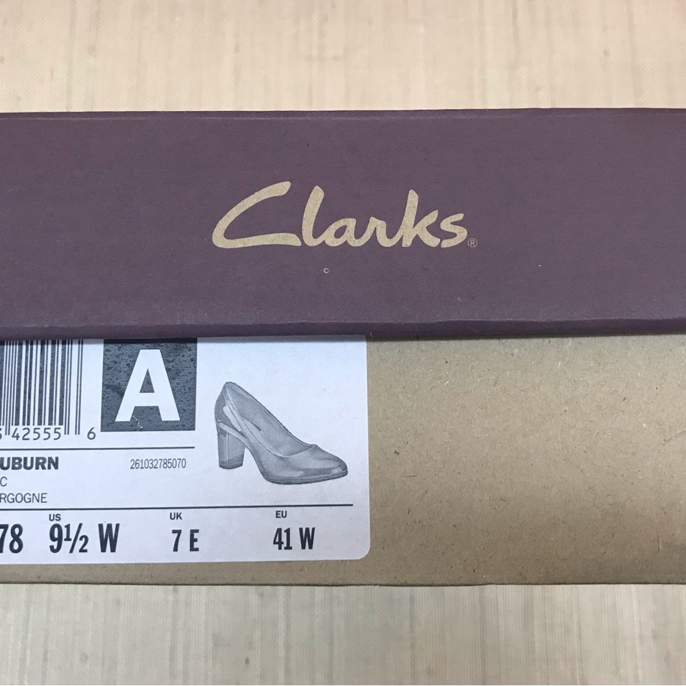 Clarks Women's Burgundy Block Heel Pump